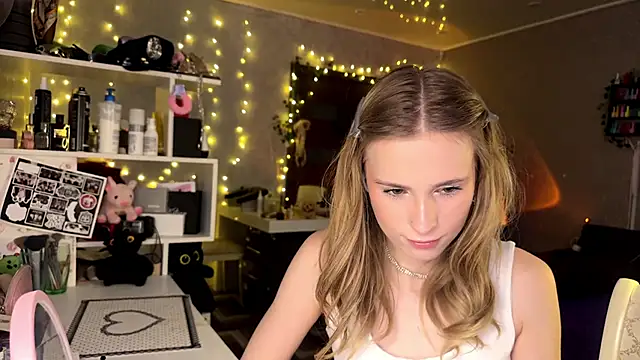 amily sunray online show from 03/20/26, 02:00