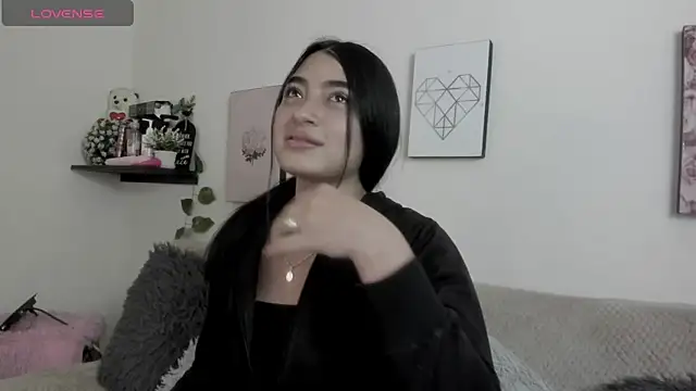 Snapshot of Alexaalove_1 chatting on 02/13/26, 07:43 Alexaalove 1 online show from 02/13/26, 07:43