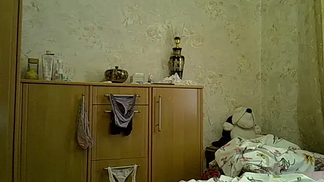 Snapshot of CurvyWild_Lady30 chatting on 05/02/26, 02:33 CurvyWild Lady30 online show from 05/02/26, 02:33