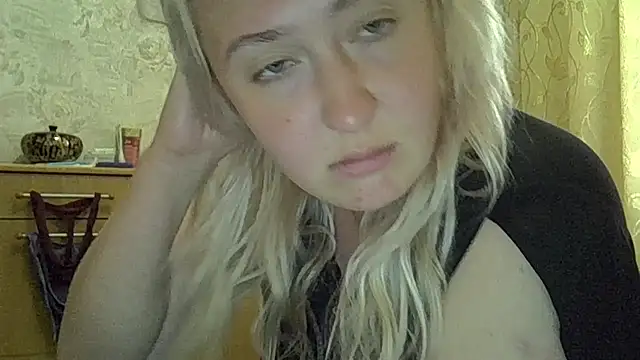 Snapshot of CurvyWild_Lady30 chatting on 05/28/26, 03:09 CurvyWild Lady30 online show from 05/28/26, 03:09