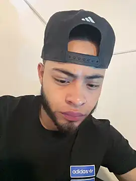 Xanderstone00 online show from 03/22/26, 02:48