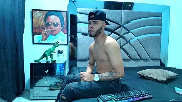 Xanderstone00 online show from 06/01/26, 02:02