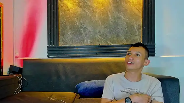 Snapshot of Isaak_26 chatting on 02/28/26, 08:21 Isaak 26 online show from 02/28/26, 08:21