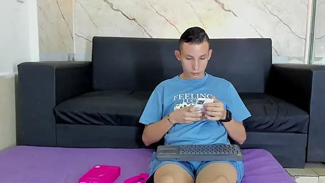 Isaak 26 online show from 03/27/26, 11:54