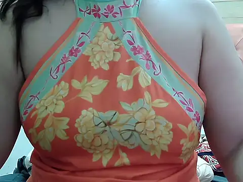 Snapshot of Sexybabe42 chatting on 05/17/26, 09:22 Sexybabe42 online show from 05/17/26, 09:22