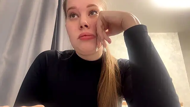 Snapshot of Lunexia_Kysstoria chatting on 03/03/26, 04:24 Lunexia Kysstoria online show from 03/03/26, 04:24