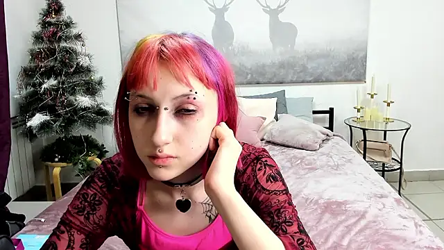 Snapshot of KitttyWhisper chatting on 02/17/26, 04:09 KitttyWhisper online show from 02/17/26, 04:09