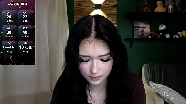 Snapshot of Whitney11_1131 chatting on 03/04/26, 01:28 Whitney11 1131 online show from 03/04/26, 01:28