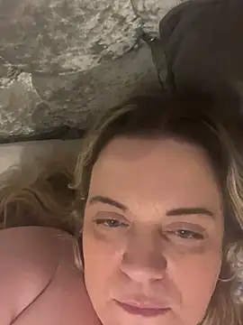 Snapshot of Piper_Milf_36 chatting on 02/13/26, 02:46 Piper Milf 36 online show from 02/13/26, 02:46