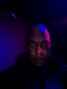 smallt98 online show from 02/15/26, 07:43