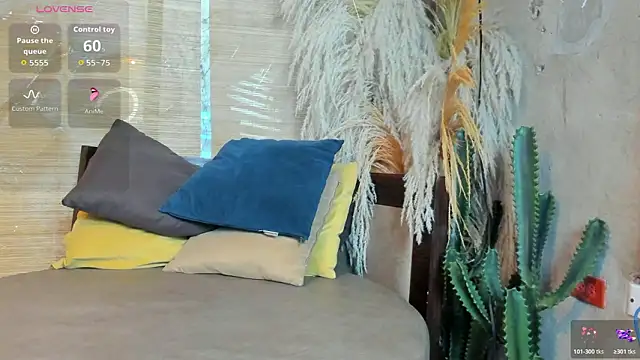 sophieBlair  online show from 03/07/26, 07:11