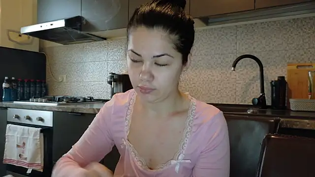 Sofimoon26 online show from 02/15/26, 10:25