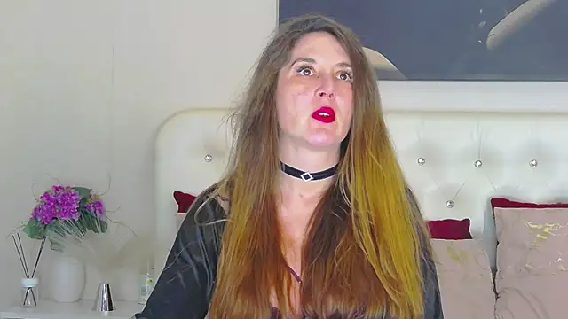 Snapshot of AzeliaHart chatting on 02/16/26, 12:07 AzeliaHart online show from 02/16/26, 12:07