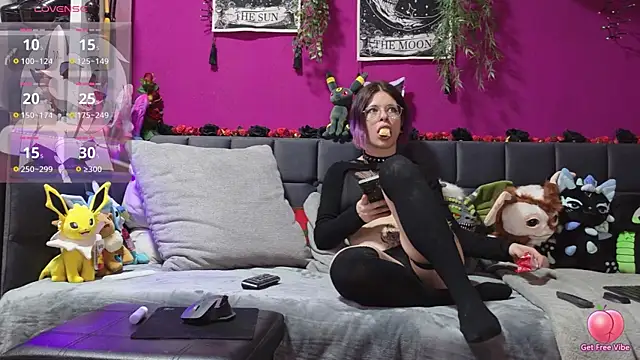 Snapshot of ViGothFox chatting on 02/27/26, 05:24 ViGothFox online show from 02/27/26, 05:24