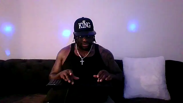 darkstallion7 online show from 02/18/26, 06:09