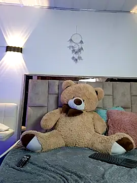 Snapshot of JuliettaArlet chatting on 02/21/26, 11:22 JuliettaArlet online show from 02/21/26, 11:22