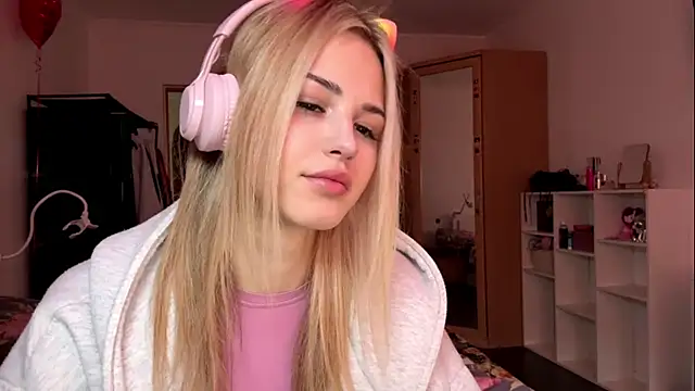 Evva mayy online show from 03/02/26, 06:58