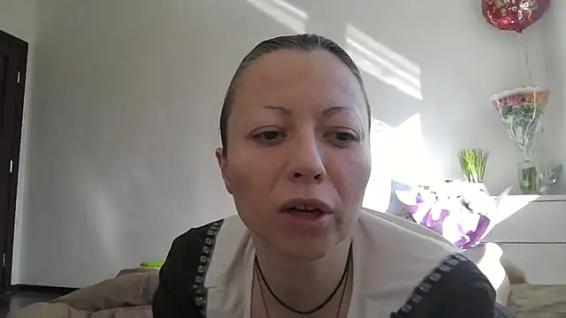 Snapshot of Stefanie_Margo chatting on 05/06/26, 05:35 Stefanie Margo online show from 05/06/26, 05:35