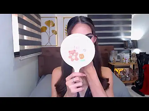 Snapshot of JuicyCockThea chatting on 07/14/26, 02:05 JuicyCockThea online show from 07/14/26, 02:05