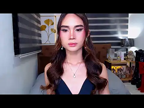 Snapshot of JuicyCockThea chatting on 07/20/26, 12:07 JuicyCockThea online show from 07/20/26, 12:07