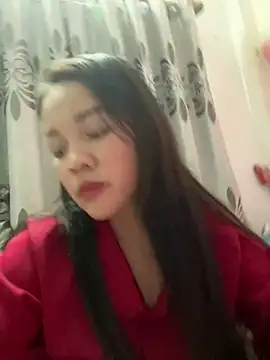 Snapshot of Strawberry-wet chatting on 02/10/26, 02:15 Strawberry-wet online show from 02/10/26, 02:15