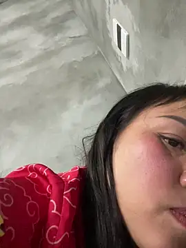 Snapshot of Strawberry-wet chatting on 02/16/26, 05:20 Strawberry-wet online show from 02/16/26, 05:20