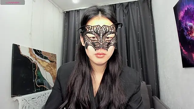 HelenBlazeTrt online show from 04/18/26, 01:09