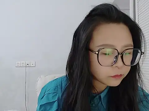 Snapshot of yunchui0101 chatting on 02/24/26, 06:00 yunchui0101 online show from 02/24/26, 06:00