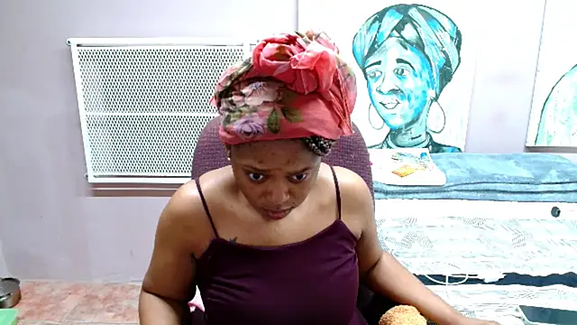 TyraHotxxx online show from 04/06/26, 03:48