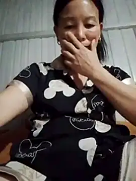 Snapshot of Kiss_love2 chatting on 05/28/26, 07:38 Kiss love2 online show from 05/28/26, 07:38