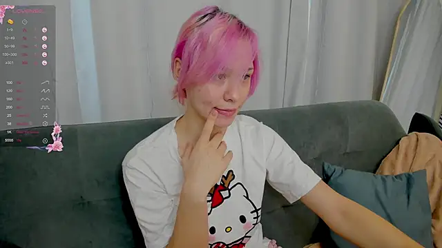 EmilyTrase online show from 04/04/26, 01:15