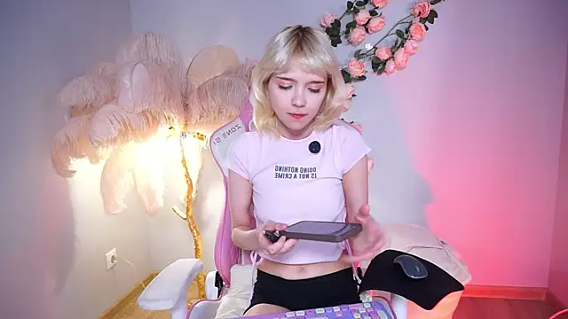 wow angel online show from 05/20/26, 05:35