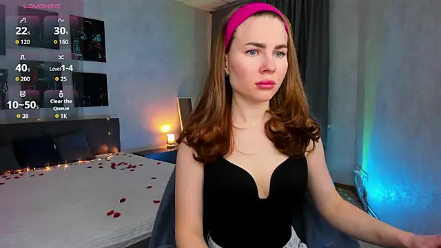 little  isabel online show from 03/03/26, 01:23