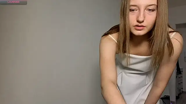 AvelinaSchepp online show from 03/07/26, 12:46