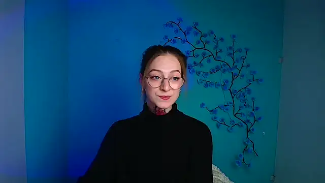 Esmi Winter online show from 02/28/26, 06:14