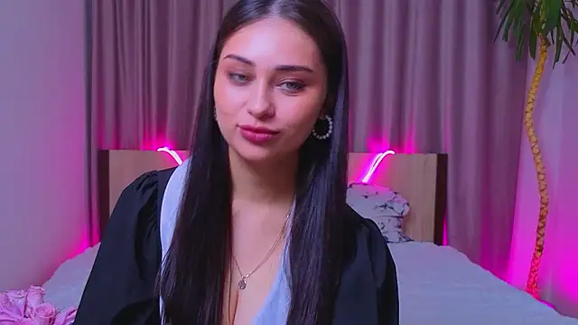 Sofia Plump online show from 02/15/26, 02:03