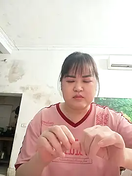 Snapshot of Kee-kimlee chatting on 05/15/26, 02:29 Kee-kimlee online show from 05/15/26, 02:29