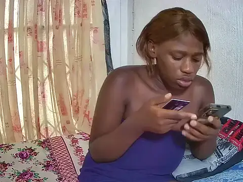 BlackBeauty2002 online show from 02/16/26, 08:21