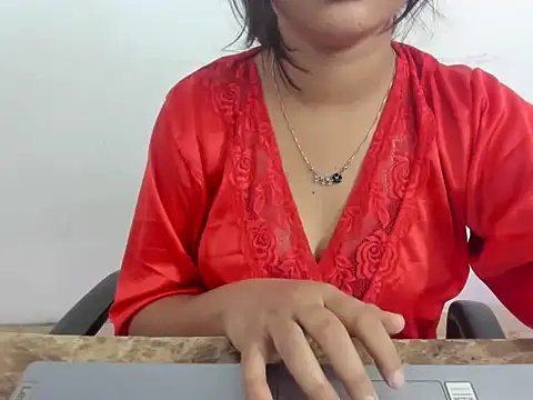 AnshikaBloom98 online show from 03/15/26, 05:30