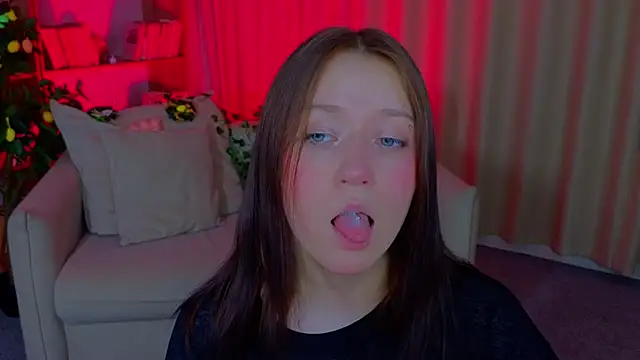 MmollyMay online show from 04/01/26, 10:49