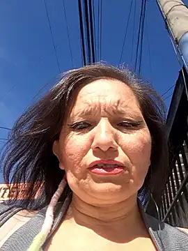 Alexamontiel  online show from 04/08/26, 08:20