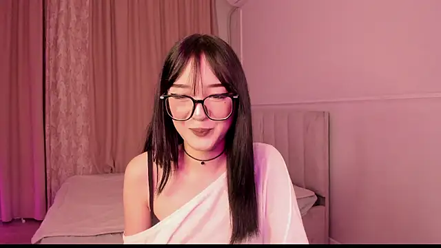 Snapshot of ariyastar chatting on 03/18/26, 03:04 ariyastar online show from 03/18/26, 03:04