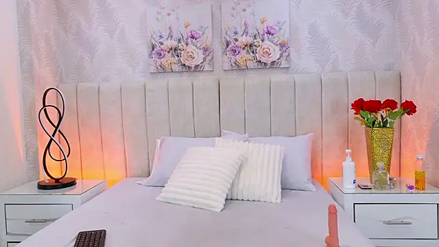 SaraLugo online show from 03/13/26, 07:53