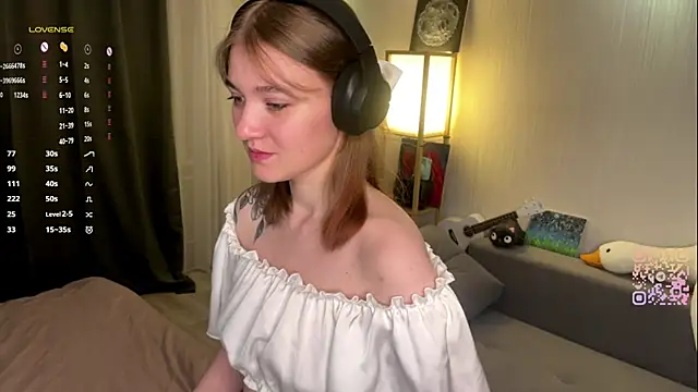 Mirrrra1 online show from 04/11/26, 08:24