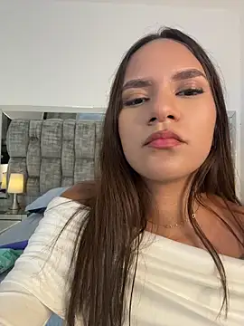 Snapshot of amara_wet04 chatting on 07/19/26, 05:11 amara wet04 online show from 07/19/26, 05:11