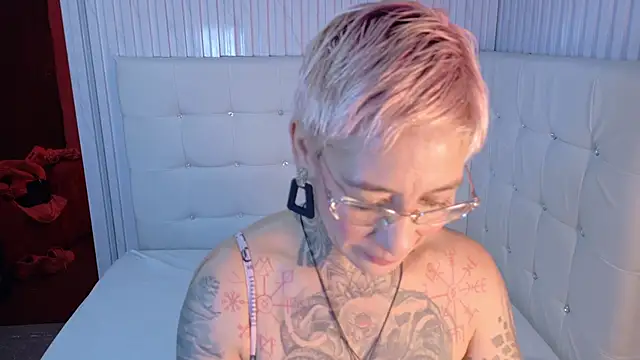 Everlyn sexx online show from 03/01/26, 03:36