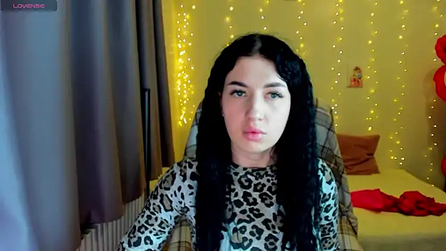 Snapshot of milanasky5 chatting on 02/23/26, 07:22 milanasky5 online show from 02/23/26, 07:22