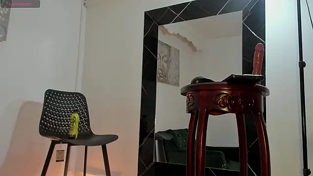 Faider Mons online show from 04/18/26, 08:42