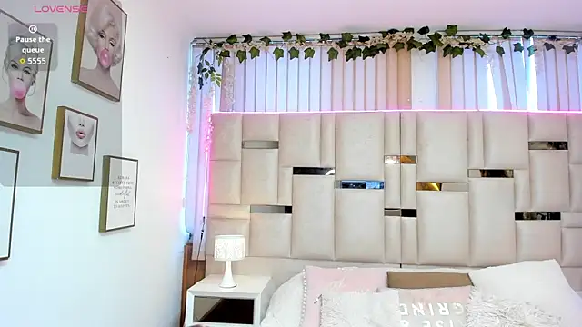 Snapshot of Maya-jhons chatting on 02/10/26, 11:36 Maya-jhons online show from 02/10/26, 11:36