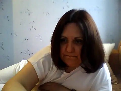 LockyCharm111 online show from 05/09/26, 03:39